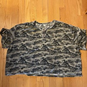 POL Camo Tshirt